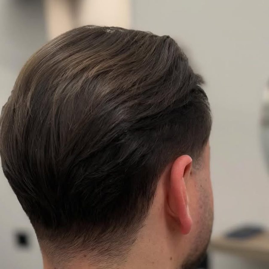 Sauber ausgearbeiteter Herrenschnitt von hinten – Coiffeur in Frauenfeld
